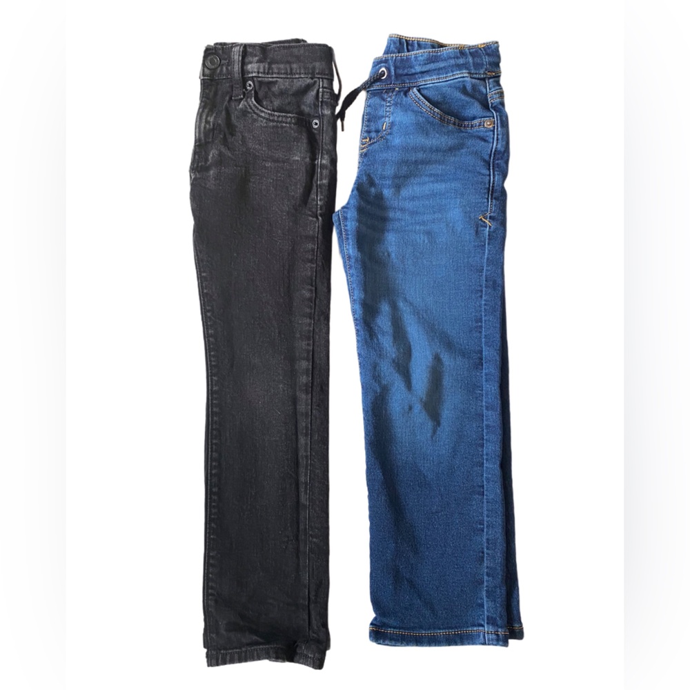 Two (2) Pair of Kids Jeans One Black and one Blue Size 6